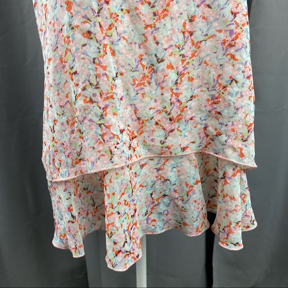 CAbi Floral Sleeveless Tiered Blouse B64 - Picture 3 of 14